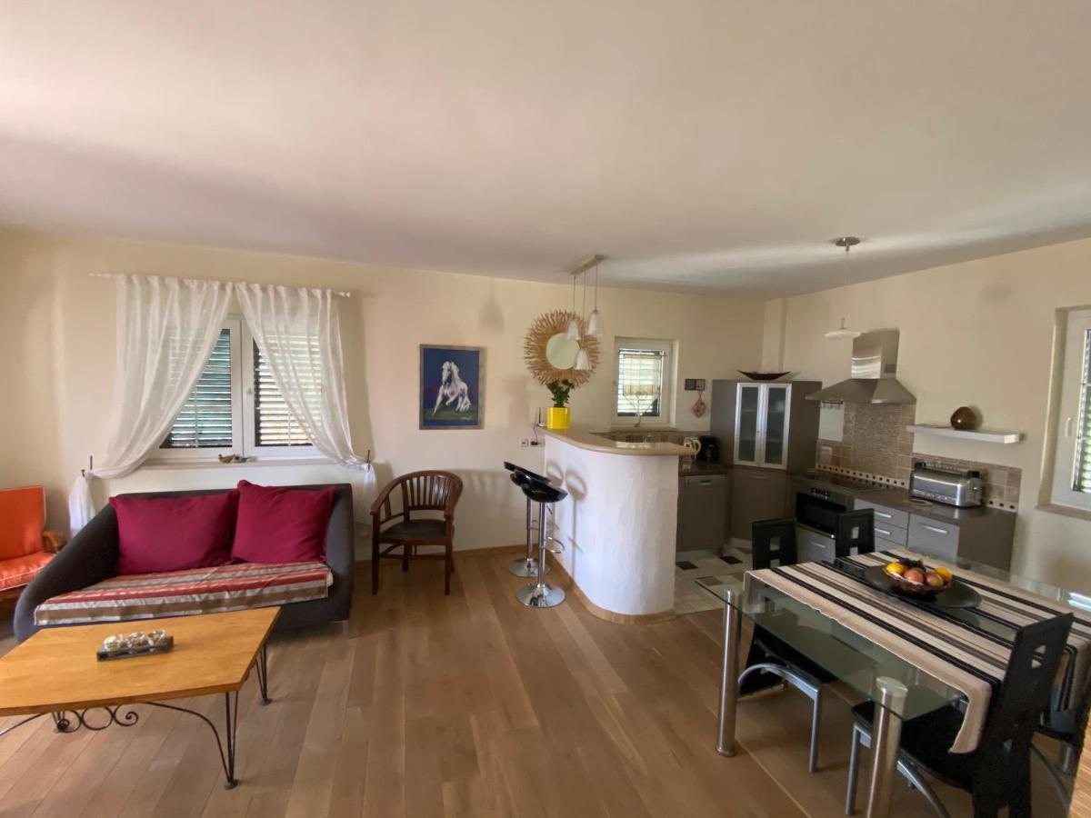 סופטאר Apartments Serenity מראה חיצוני תמונה